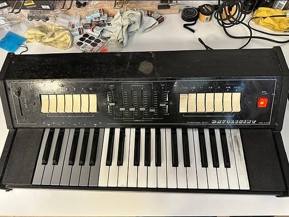 Davoli - Davolisint - - Keyboard-synthesizer