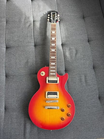 Epiphone Les Paul Traditional Pro - Cherry Sunburst + Supreme guitartaske
