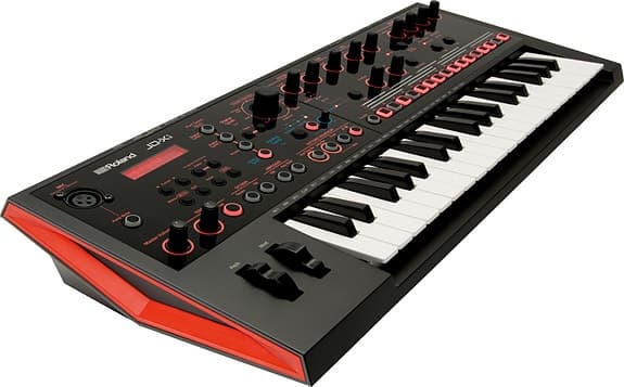 Roland JD-Xi synthesizer analog/digital performance synth