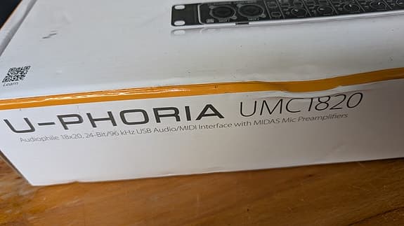 Behringer U-Phoria UMC1820 – 18×20 USB Audio / MIDI Interface – Unused