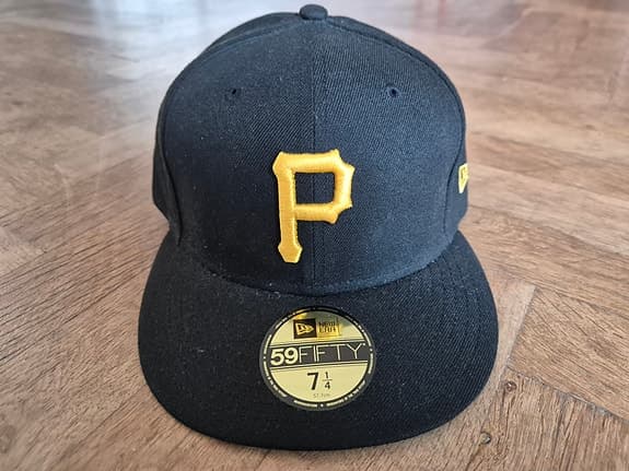 New Era On Field Pirates Cap 7 1/4