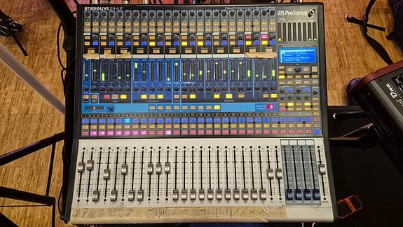 Presonus StudioLive 24.4.2 Digital Mixer