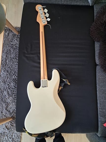 Fender Standard Jazz Bass MIM – 2014/15 – Maple – Arctic White