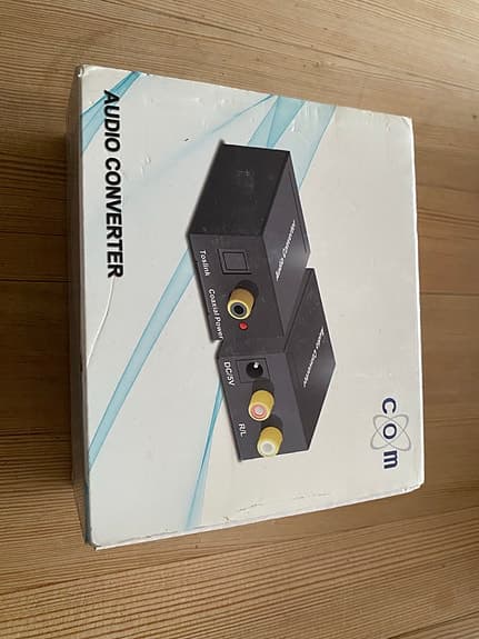 Digital to analog audio converter