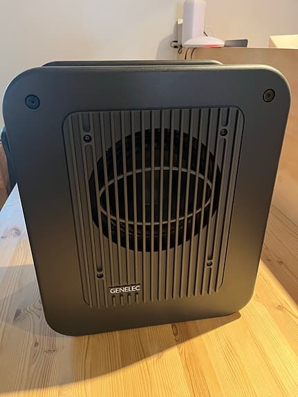 Genelec 7040A aktiv subwoofer