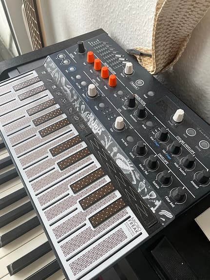 Arturia MicroFreak synthesizer keyboard