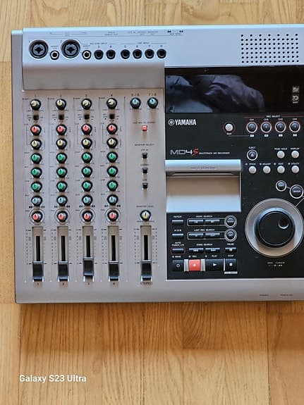 Yamaha MD4S 4 Track Multitrack MiniDisc Recorder MD Data/Mini Disc