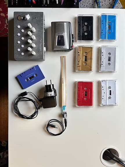 Onde Magnetique OM-1 med bånd og ribbon-controller