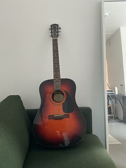 Acoustic Guitar FENDER