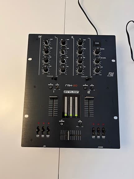 Reloop RMX-20 BlackFire DJ-mixer