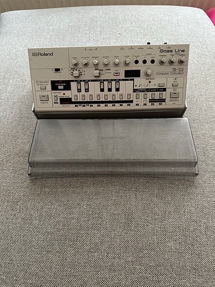 Roland TB-03 Bass Line