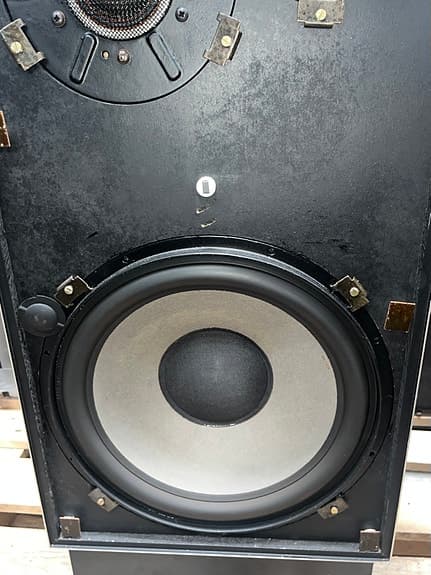 B&O 6257 Beovox active studio monitors