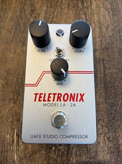 Universal Audio UAFX LA-2A