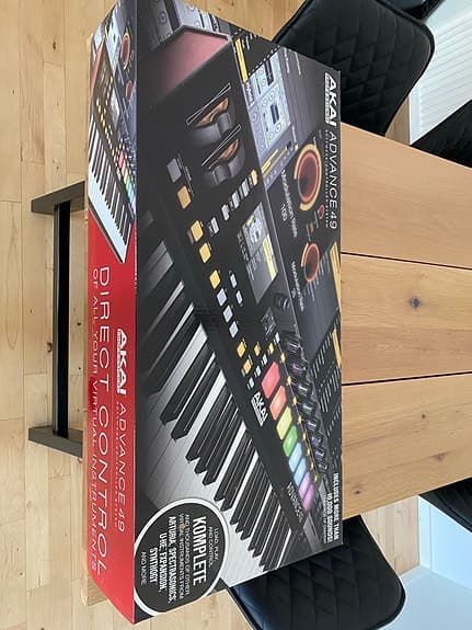 Akai Advance 49 MIDI keyboard controller sort