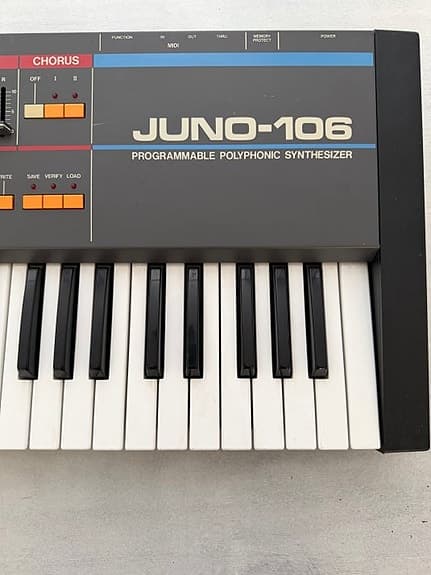 Roland - JUNO-106 - - Keyboard - Japan - 1980 (Ingen mindstepris)