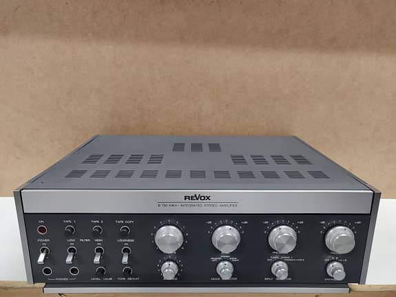REVOX B 750 MkII - High End forstærker. I perfekt stand.