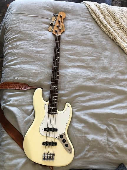 1985 Jazz bass, Squier by Fender Japan - E series