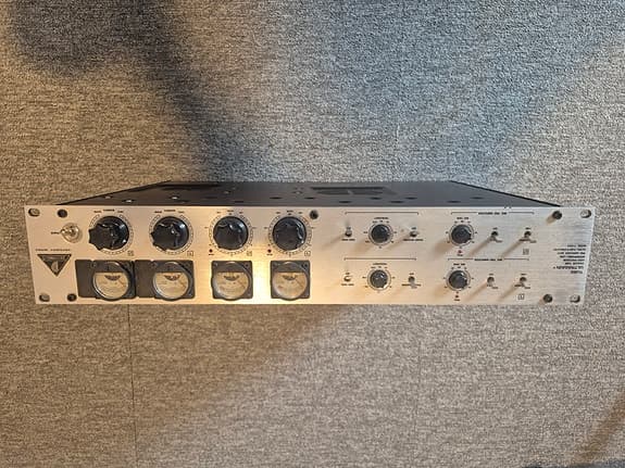 Behringer Tube Ultragain