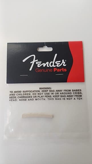 Original sadel til 5-strenget Fender Jazz Bass og Precision Bass