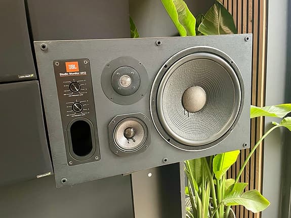 *reserveret* JBL 4412 Studio Monitor højttalere