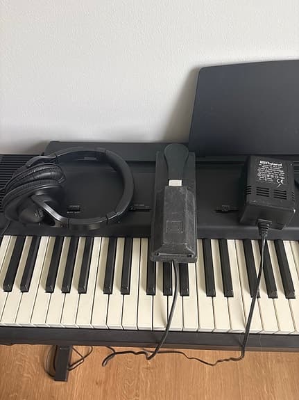 Roland EP-9e digital piano el-klaver sort