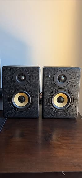 Thornton E404 studio monitors