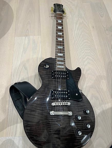 Epiphone Les Paul Classic-T med Min-Etune elektrisk guitar sort