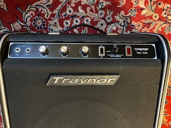 Traynor YBA-2B Bass Mate bas/guitar forstærker combo