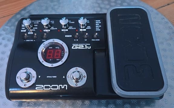 Zoom G2.1u guitar multieffekt pedal sort