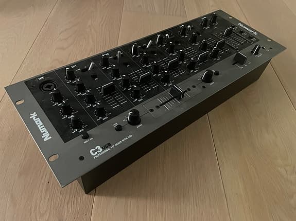 Numark C3 USB 5 kanals DJ Rack Mixer med USB i/o