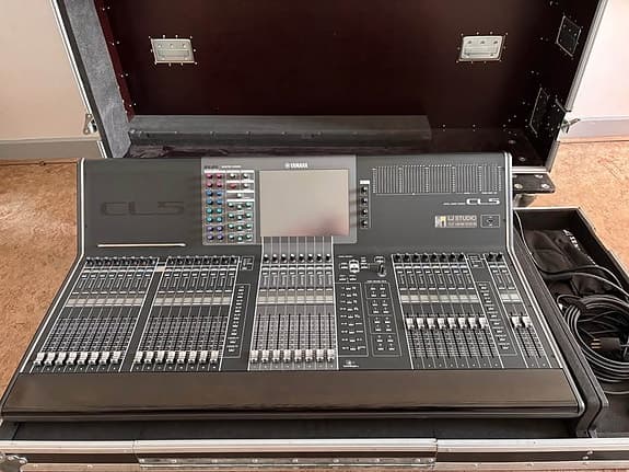 Yamaha CL5 + RIO3224D