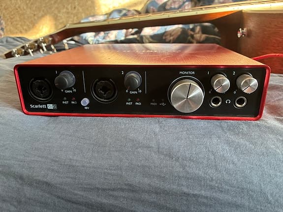 Focusrite Scarlett 6i6 lydkort audio interface