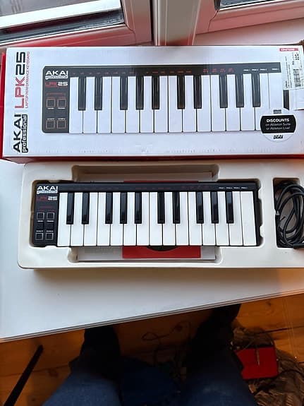 Akai LPK25 MIDI keyboard 25 tangenter