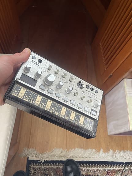 Korg Volca Bass analog synth
