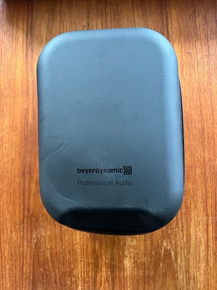 Beyerdynamic DT 1770 Pro hovedtelefoner sort