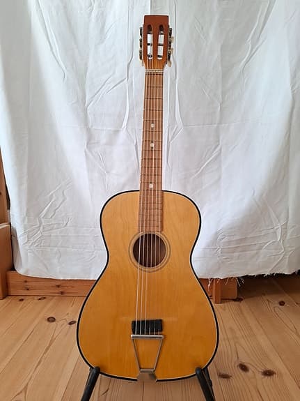 Rubber Bridge Acoustic Guitar