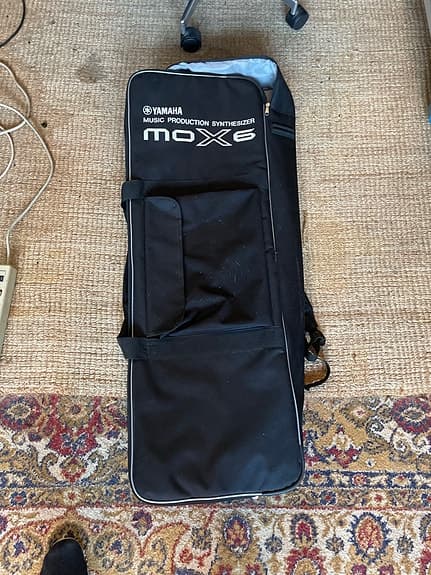 Yamaha MOX6 taske til keyboard / synthesizer sort