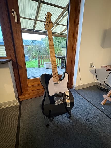 Beaton Telecaster elguitar – Sort