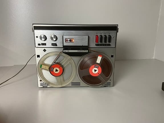 Telefunken - Magnetophon 200 TS / 4-Track Mono/Stereo Reel to reel spolebånd 18