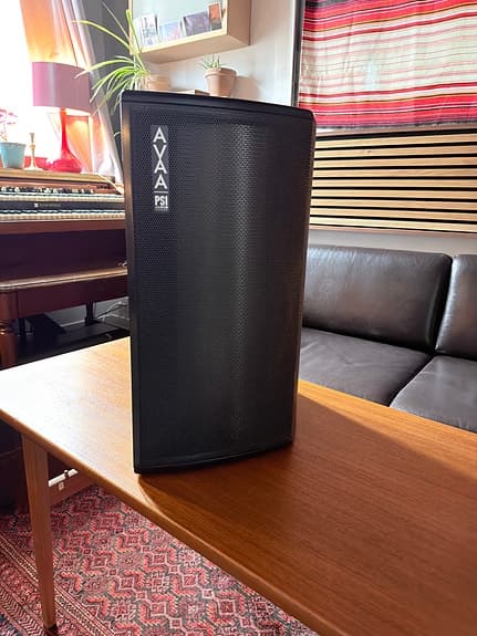 PSI Audio AVAA C20 - aktiv basfælde