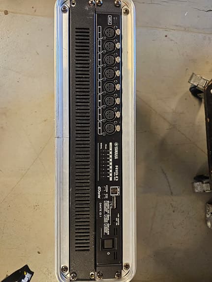 Yamaha Ri8-D Dante stagebox / audio interface