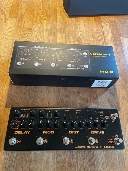 Nux Cerberus multieffekt pedal til guitar