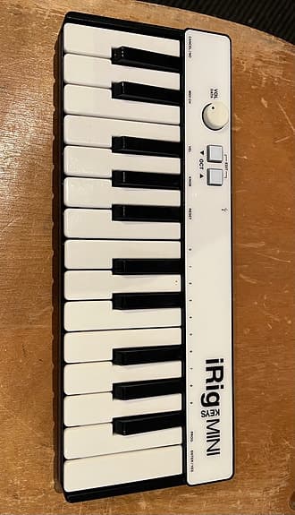 IK Multimedia iRig Keys mini MIDI keyboard hvid