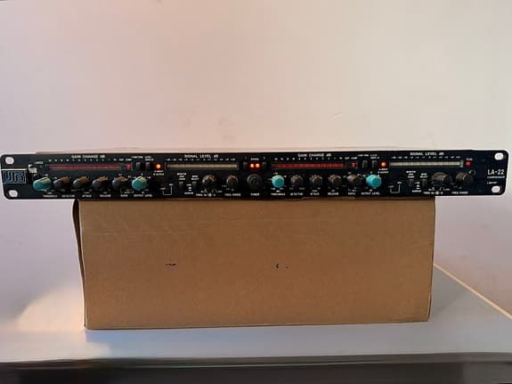 Urei LA-22 Compressor Limiter Expander