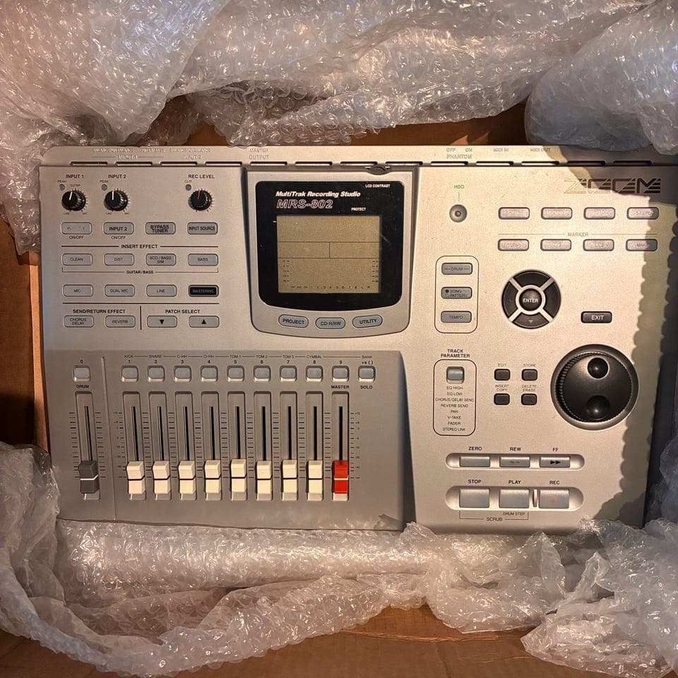 ZOOM MRS-802 Multi Recording Studio Digital 8 Track Recorder