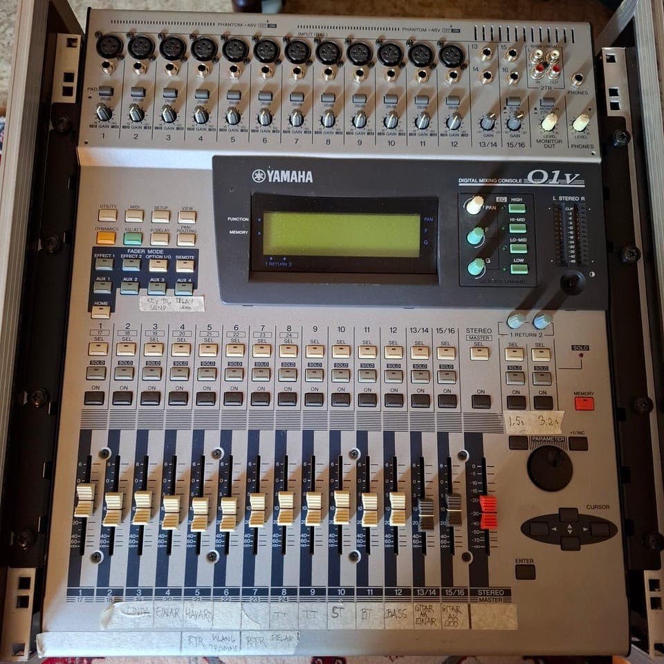Yamaha 01v digitalmikser