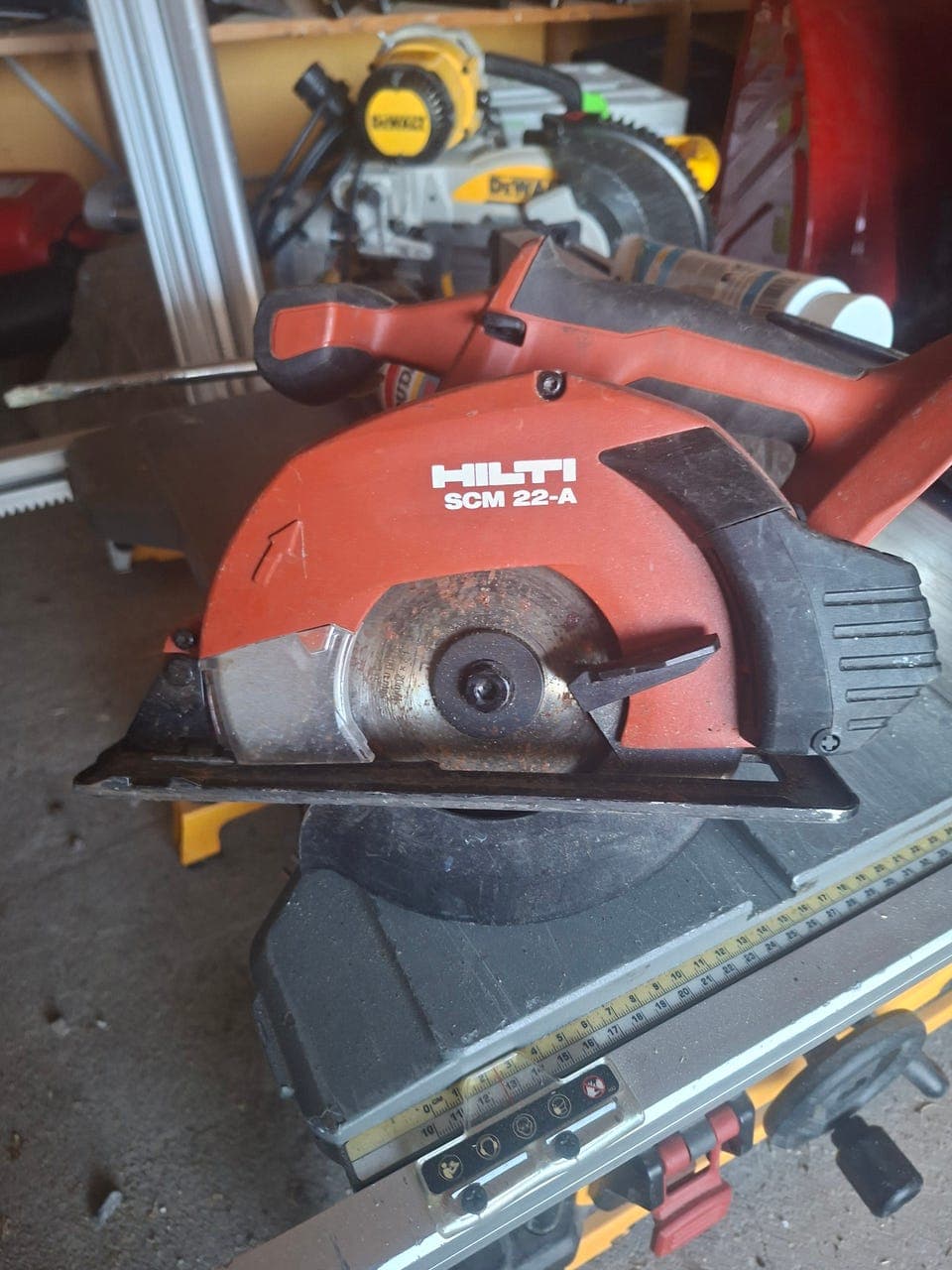Hilti SCM 22-A sirkelsag
