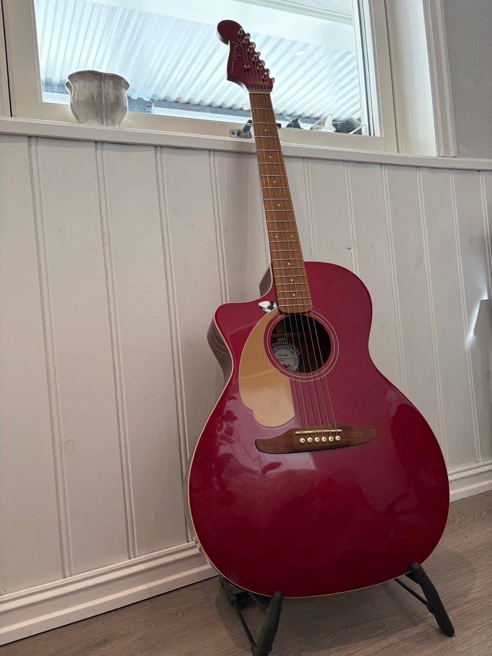 Fender Newporter Player WN Left Handed