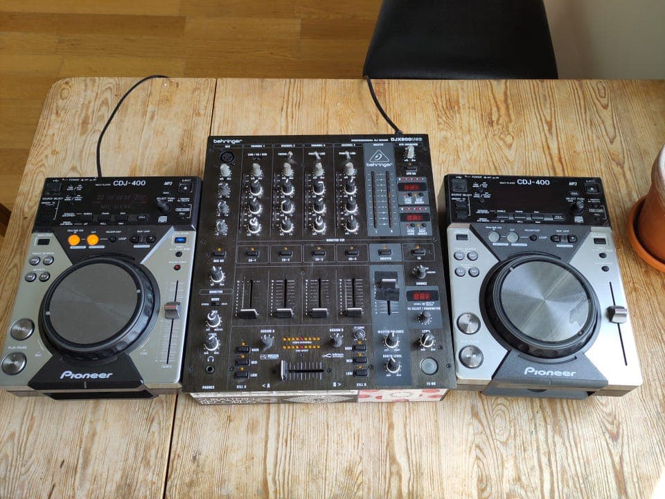 Pioneer CDJ 400 / Behringer DJX 900 DJ-pakke