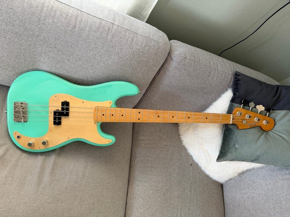 Fender Vintera '50s Precision Bass
